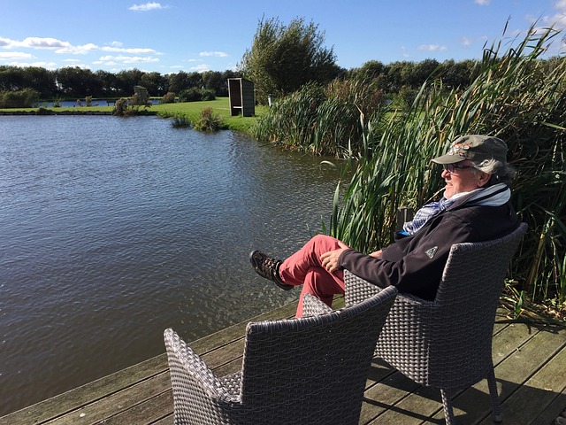 湖人逆转失利排名滑至第四，独行侠获胜，太阳无缘附加赛。.